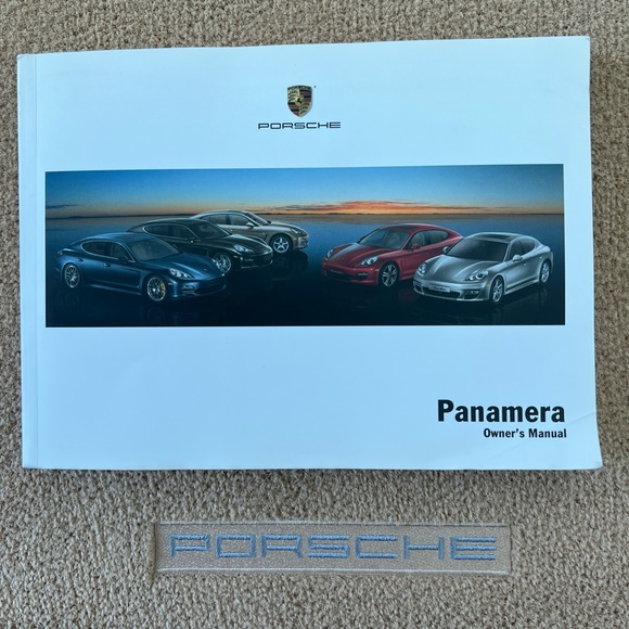 Porsche Panamera 2011 Owners Manual - Picture 2 of 5